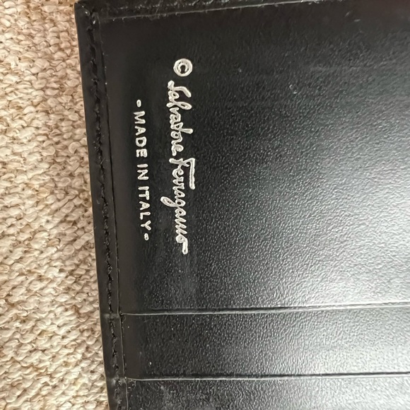Ferragamo compact wallet second hand - Picture 8 of 10